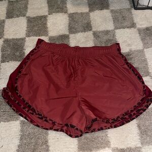 Nike shorts size medium